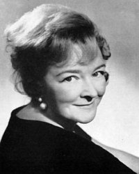Beryl Reid comedy actress born in Hereford